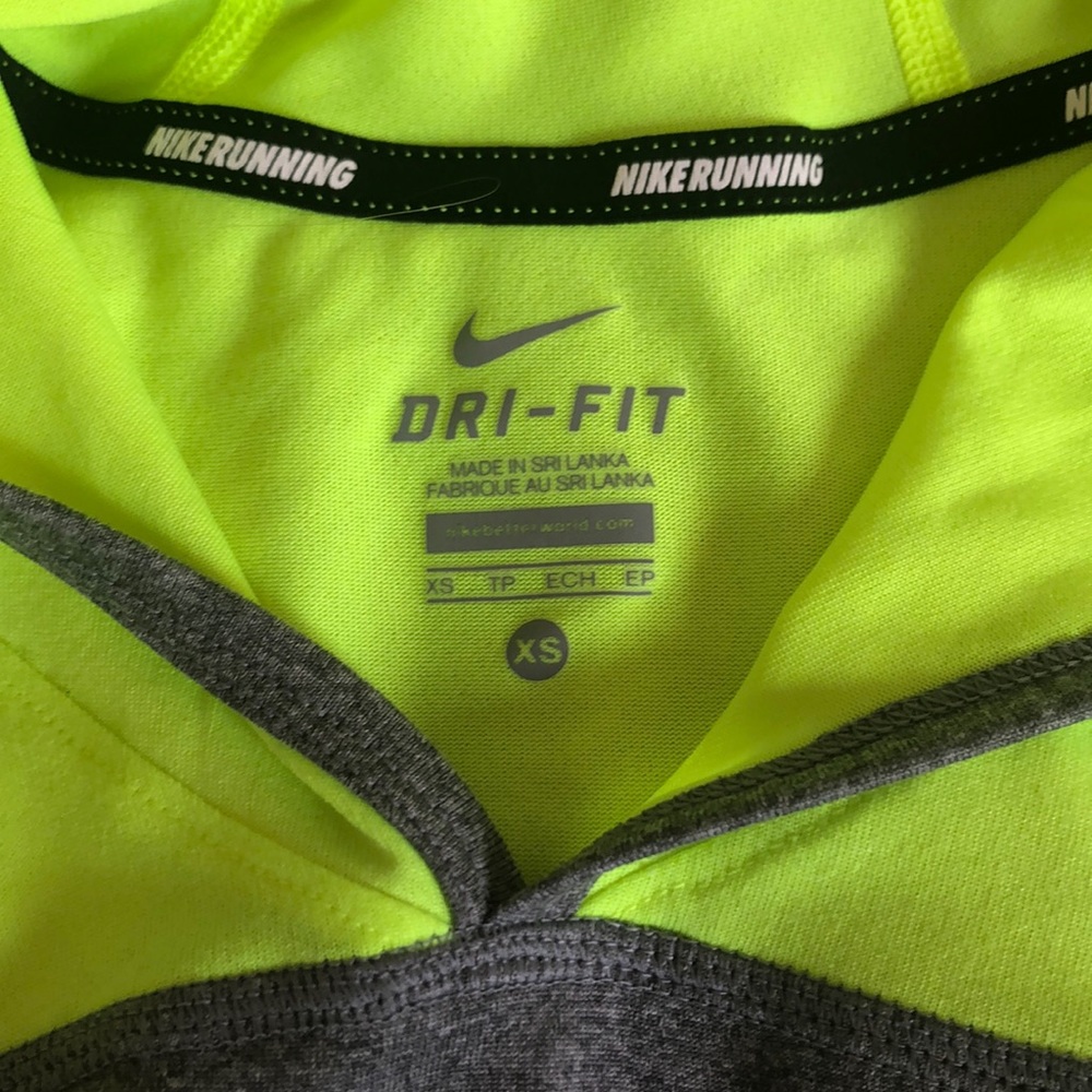 Nike Lightweight Reflective Pullover - image 6